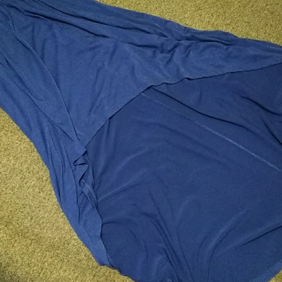 Dress - Picture 3 of 4